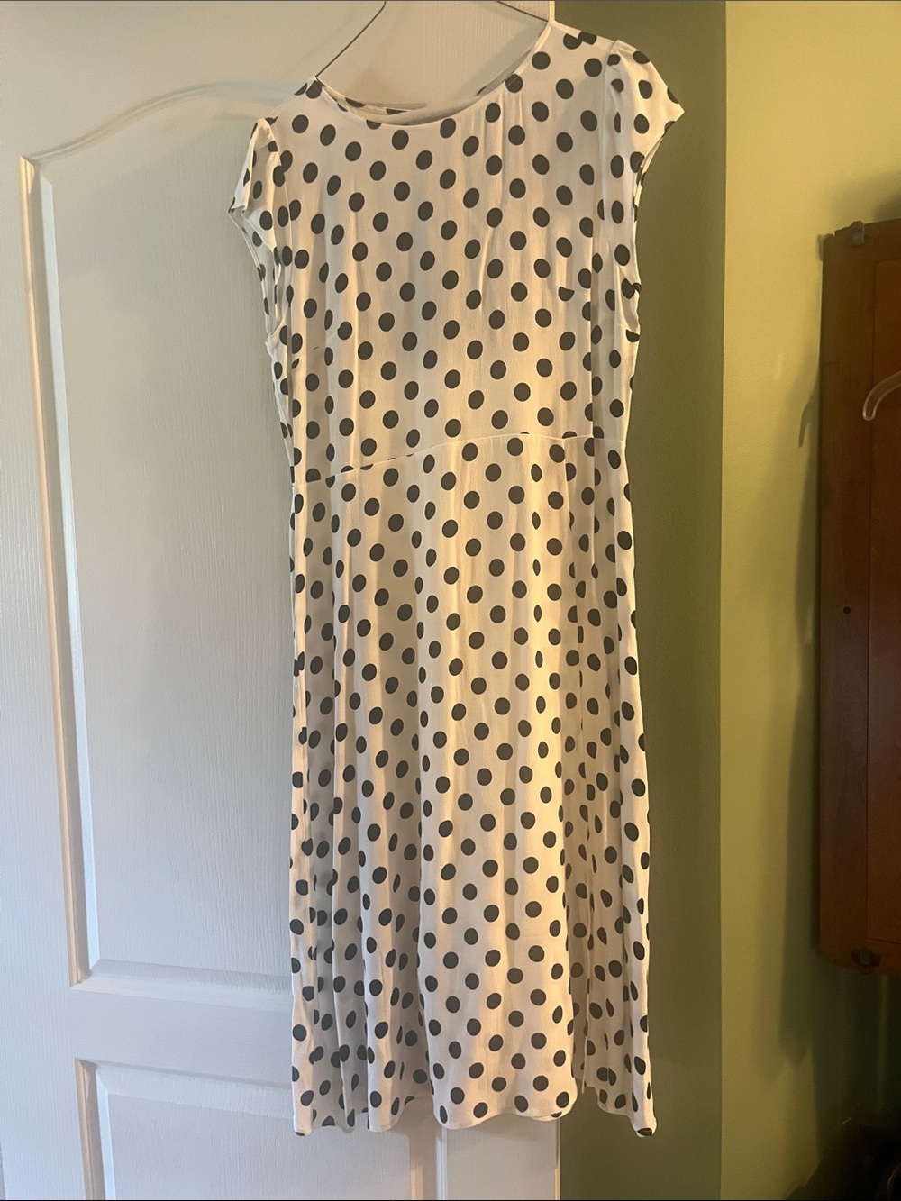 The cutest summer dress you’ll ever own!! Loft - brand new without tags!